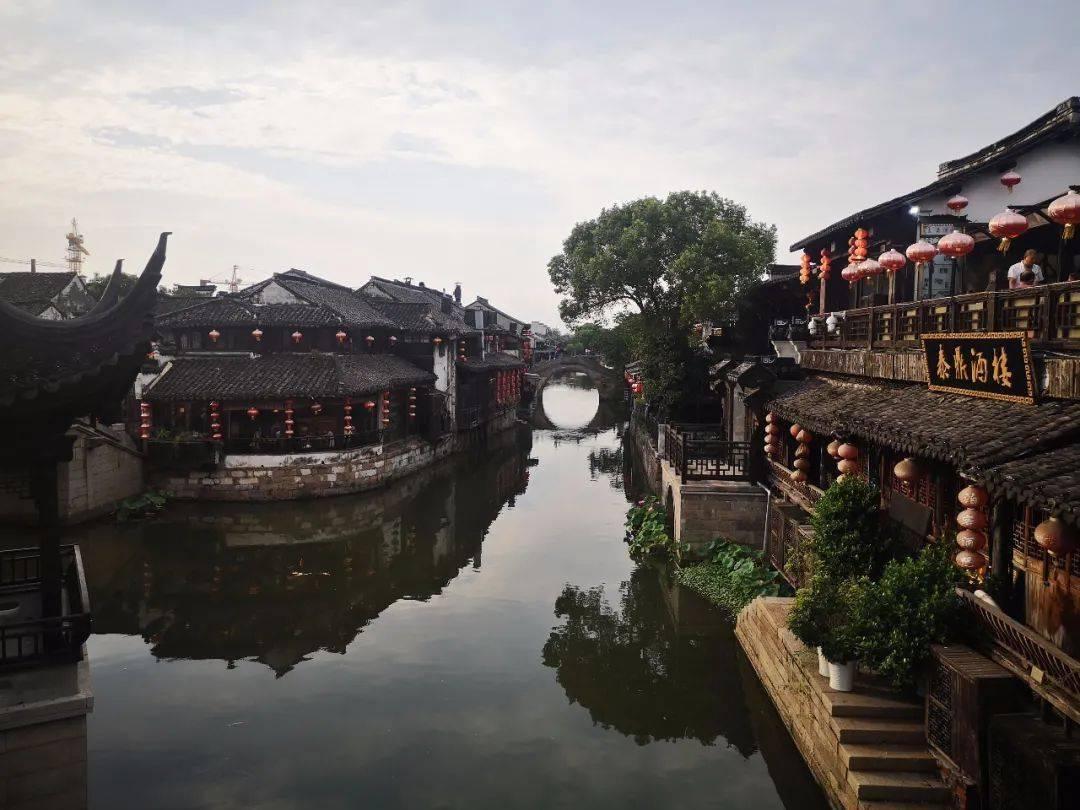 《大江大河3》:同样是出身底层的女孩,任遐迩比冯欣欣聪明太多了